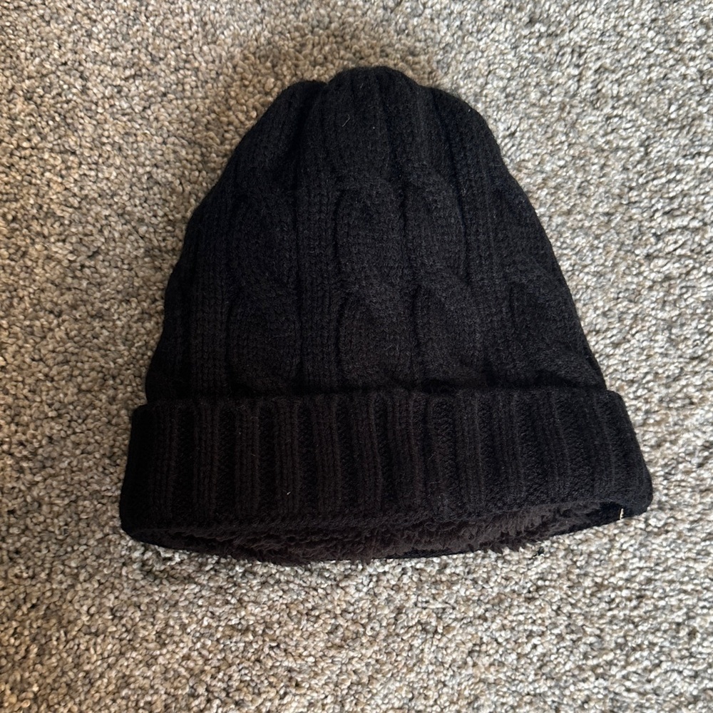 Black Cable Knit Beanie
